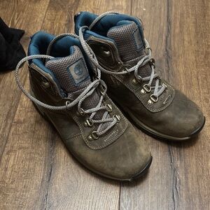 Timberland women’s Dark Brown Hiking Boots